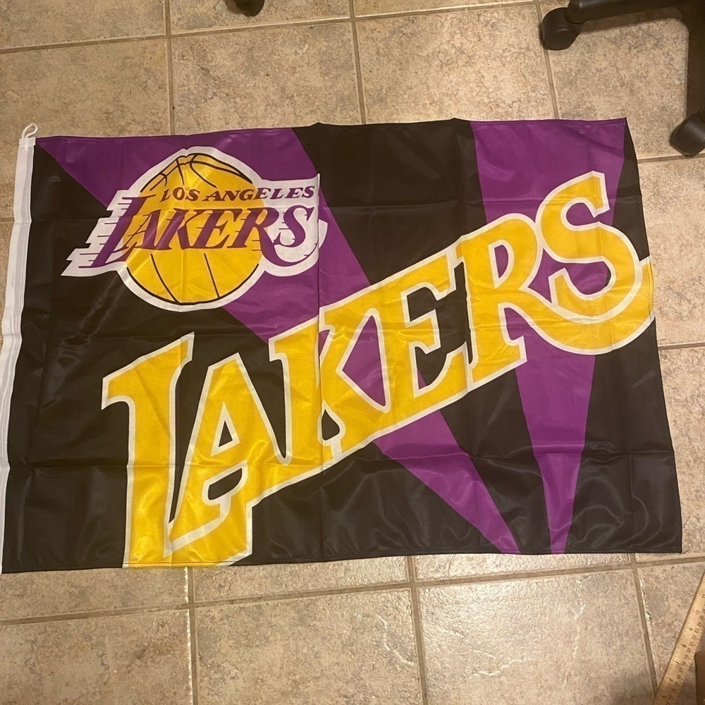 LA Lakers Flag Los Angeles Banner American Basketball 28 x 42 (2015)